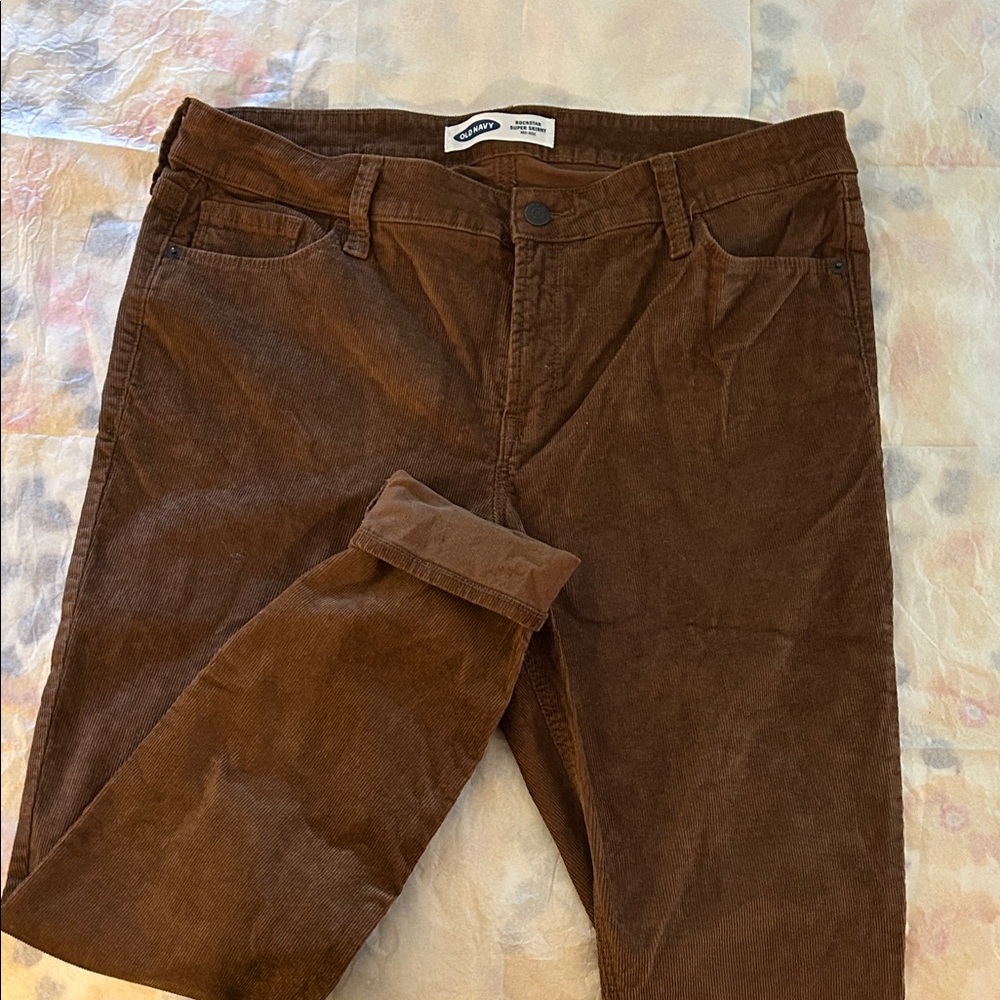 OLD NAVY Women’sCorduroy Pants in Rich Brown